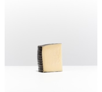 Pasteurized semi-cured mixed cheese